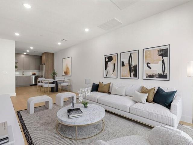 Condo for sale in Hudson, New Jersey