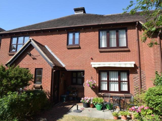Apartment for rent in Berrick Salome, Oxfordshire