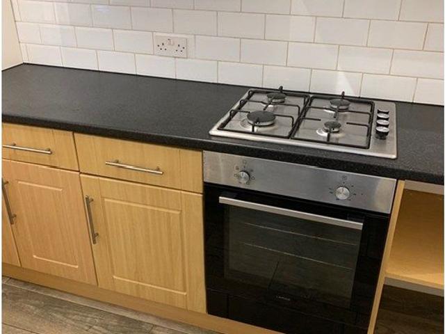 Apartment for rent in Tower Hill, Pachesham Park