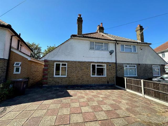 House for rent in Cowley, Greater London