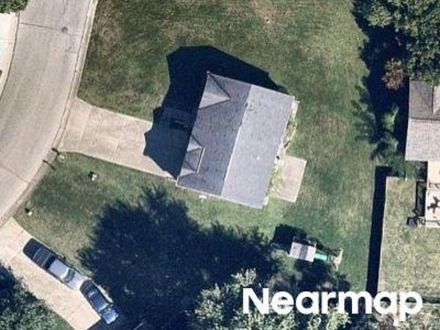 House for sale in Roselawn, Ohio