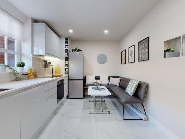 Apartment for rent in St. John's Wood, Greater London