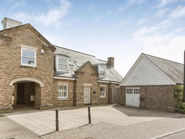 House for rent in Goffs Oak, Broxbourne