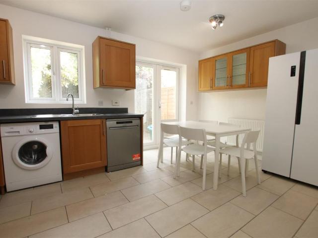 House for rent in Kingsway, Bath