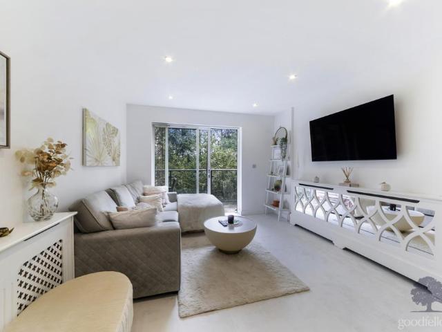 Apartment for rent in London Borough of Merton, Greater London