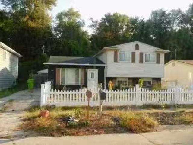 House for sale in Clinton Township