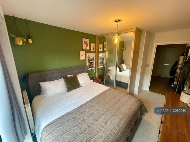 Apartment for rent in Old Ford, Greater London