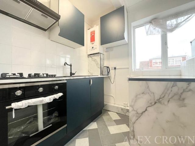 Apartment for rent in Enfield Lock, Greater London