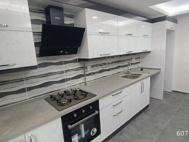 Karşiyaka, İzmir içerisinde satılık mülk