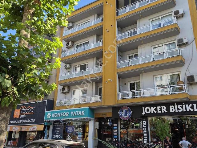 Karşiyaka, İzmir içerisinde satılık mülk