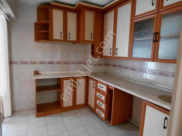 Reis Mahallesi, Karabağlar içerisinde kiralık mülk