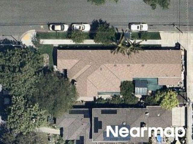 House for sale in Long Beach