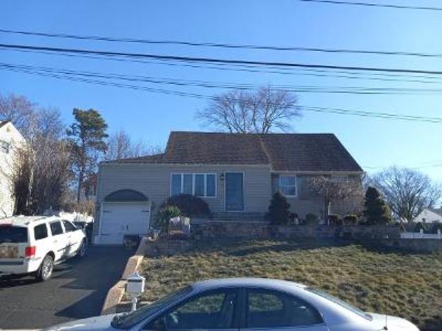 House for sale in Hazlet