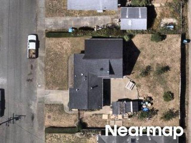 House for sale in Highland Park, Eureka