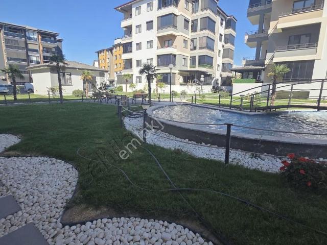 Burhaniye, Balikesir içerisinde satılık mülk