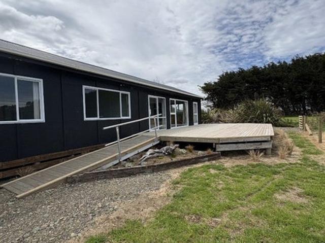 House for rent in Orepuki, Southland