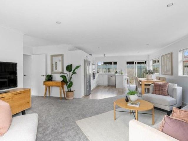 House for rent in Whangaparaoa