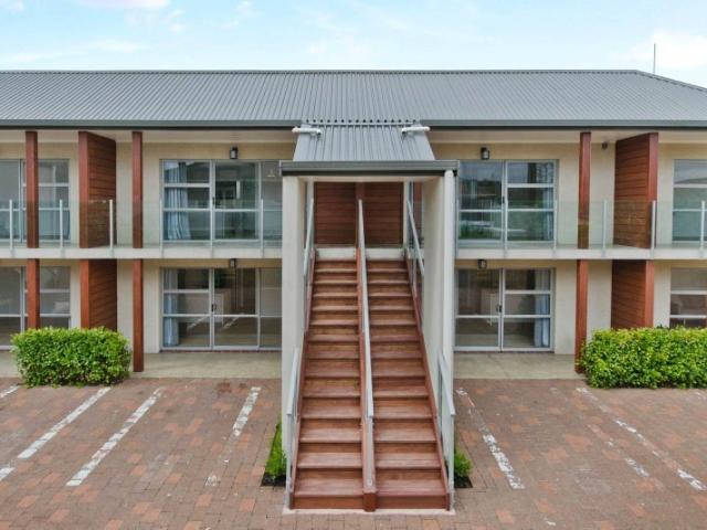 Apartment for rent in Whangaparaoa, Oroua County