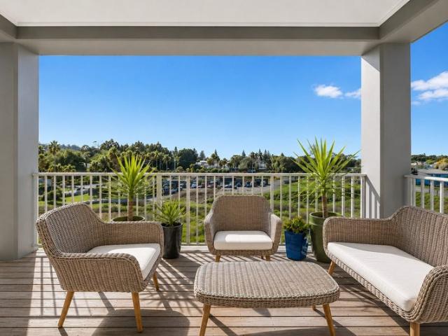 Apartment for rent in Whangaparaoa, Oroua County