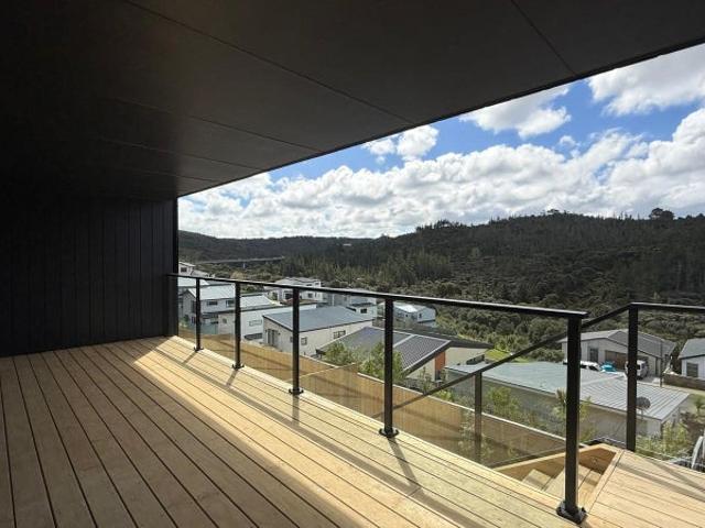 House for rent in Whangaparaoa, Oroua County