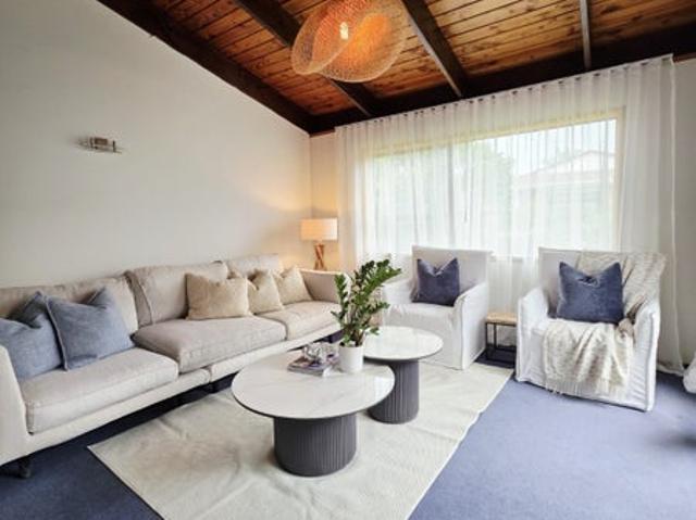Apartment for rent in Whangaparaoa, Oroua County