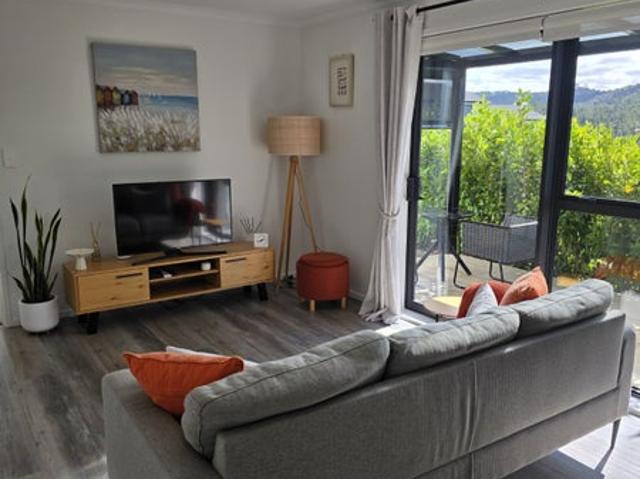 Apartment for rent in Whangaparaoa, Oroua County