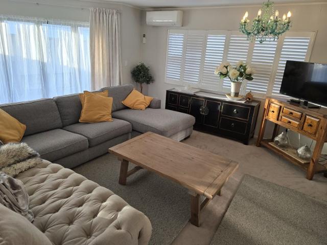 House for rent in Whangaparaoa, Oroua County
