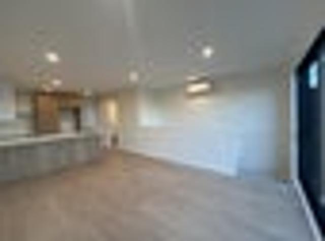 Townhouse for rent in Whangaparaoa, Oroua County