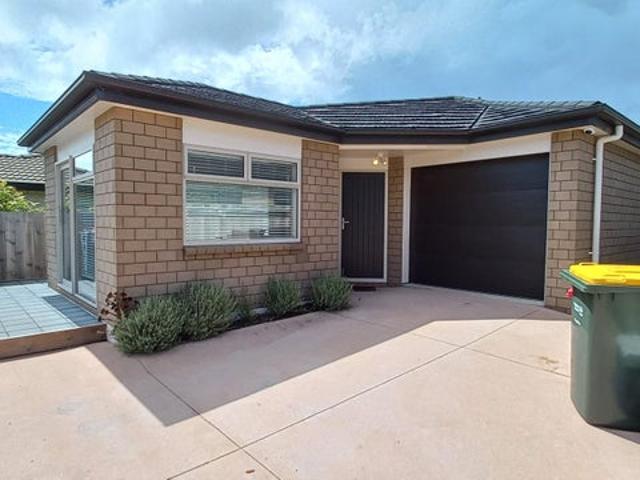 House for rent in Whangaparaoa, Oroua County