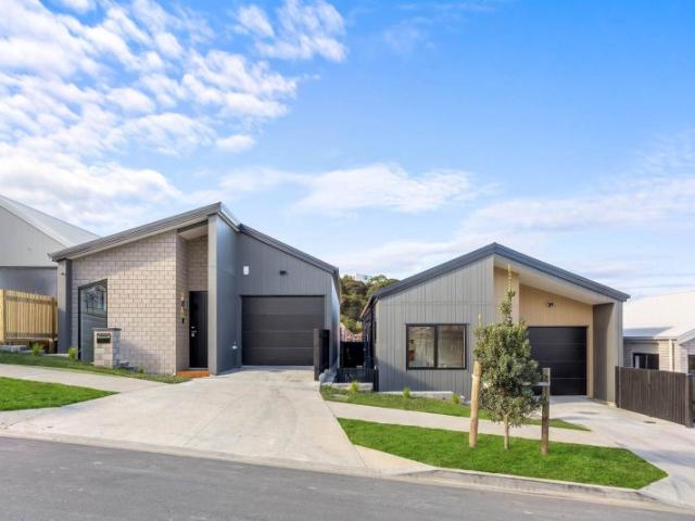 House for rent in Whangaparaoa, Oroua County