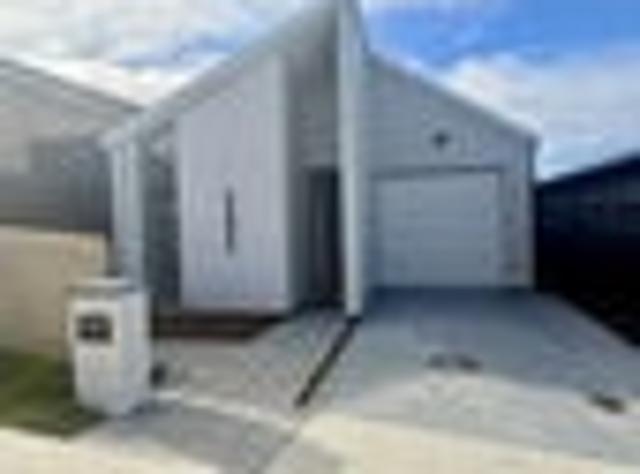 House for rent in Whangaparaoa