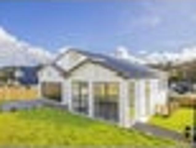 Townhouse for rent in Whangaparaoa, Oroua County