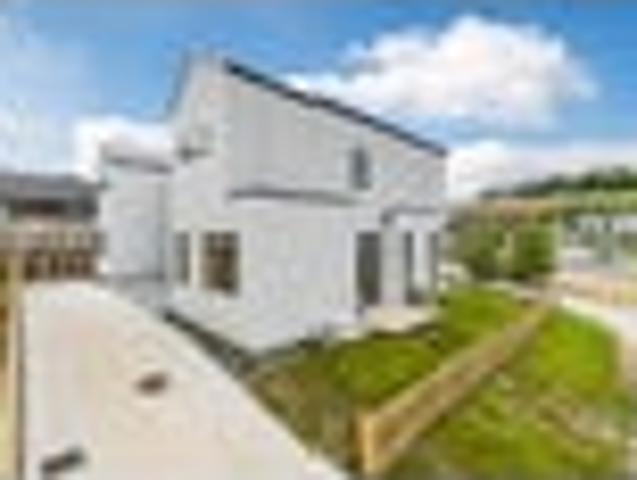 Townhouse for rent in West Hoe Heights, Hibiscus and Bays