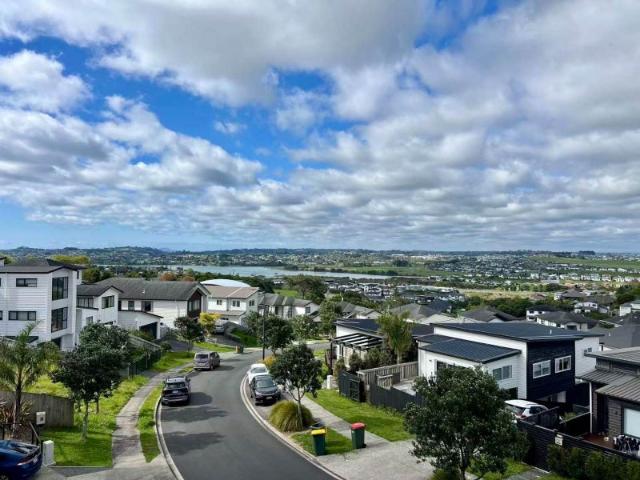 House for rent in Sunny Heights, Hibiscus and Bays