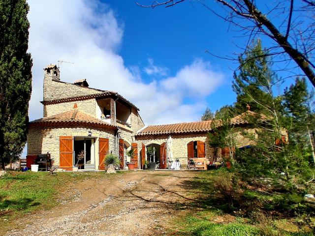 Maison vente à Arles, Orgon