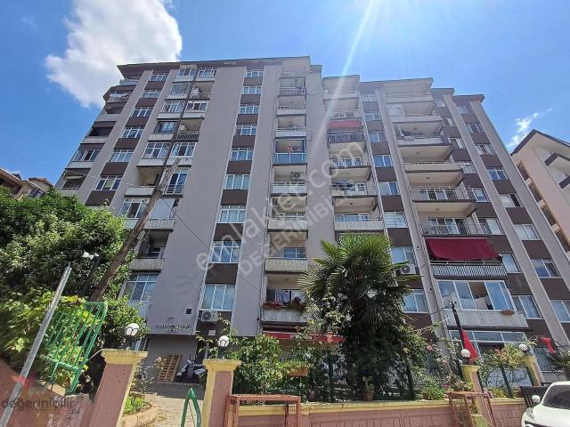 İzmit, Kocaeli içerisinde kiralık mülk