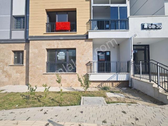 Çınarlı, Defne içerisinde kiralık mülk