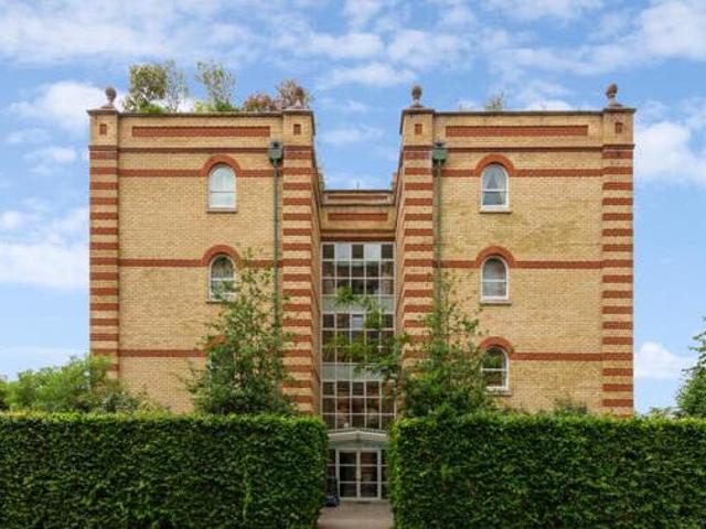 House for sale in City of London, Greater London