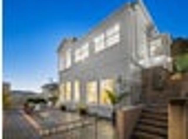 Apartment for rent in Oriental Bay, Wellington