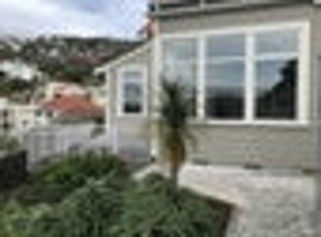 Apartment for rent in Oriental Bay, Wellington