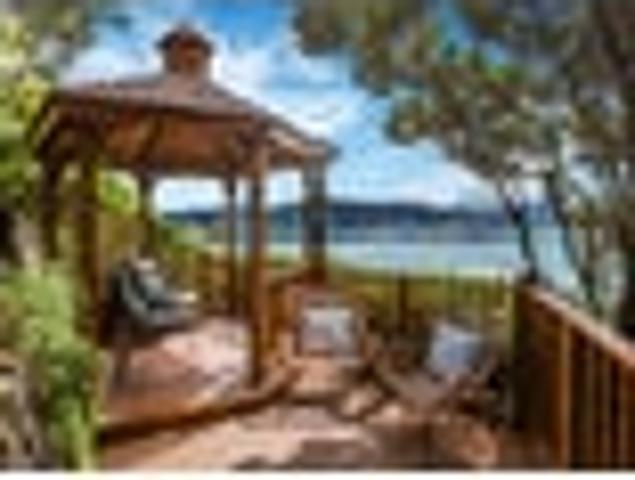 House for sale in Oriental Bay, Wellington