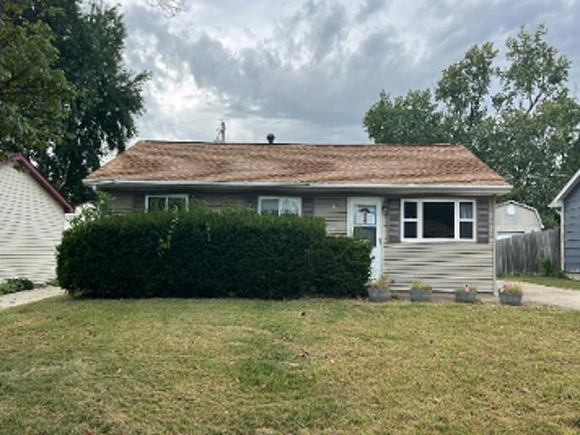 House for sale in Washington, Illinois