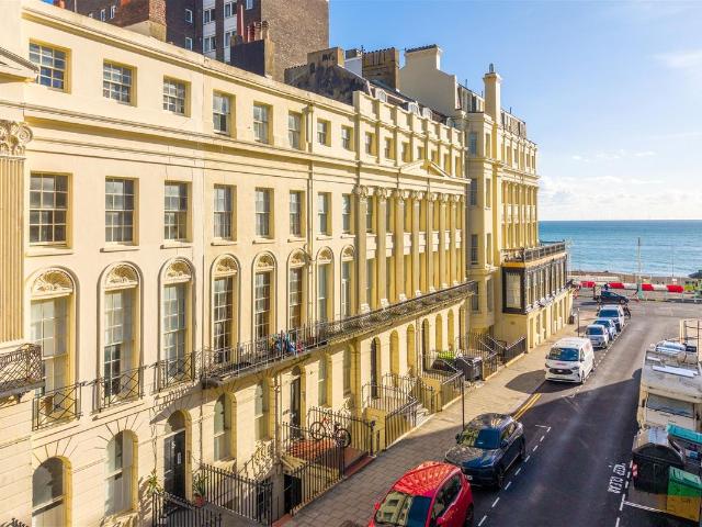 Apartment for rent in Brunswick, Brighton