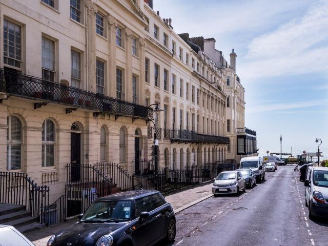 Studio for rent in Brunswick, Brighton