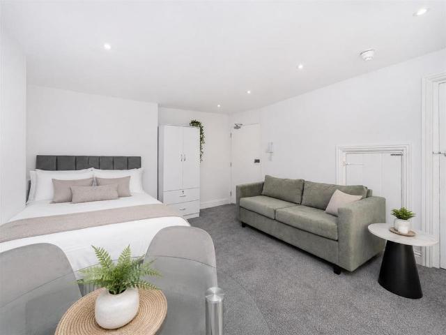 Apartment for rent in Brunswick, Brighton & Hove