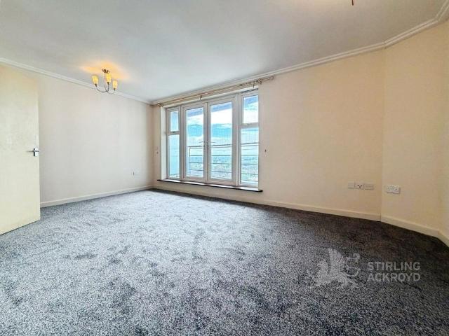 Apartment for rent in Horsell, Woking