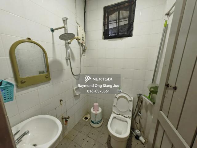 Warehouse for sale in Petaling, Subang Jaya