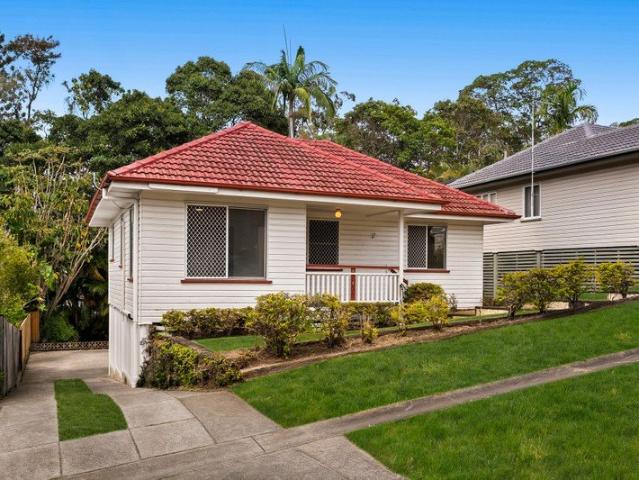 House for sale in Camp Hill, Greater Brisbane