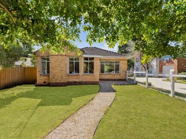Apartment for sale in Woodend, Shire of Macedon Ranges