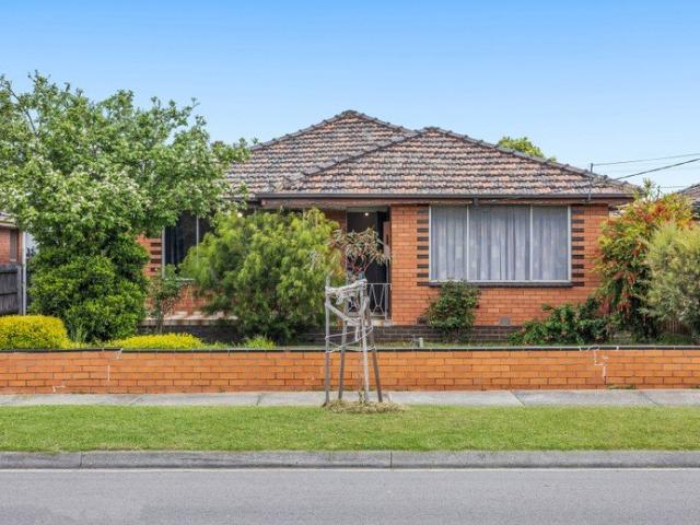 House for sale in Thomastown, Melbourne
